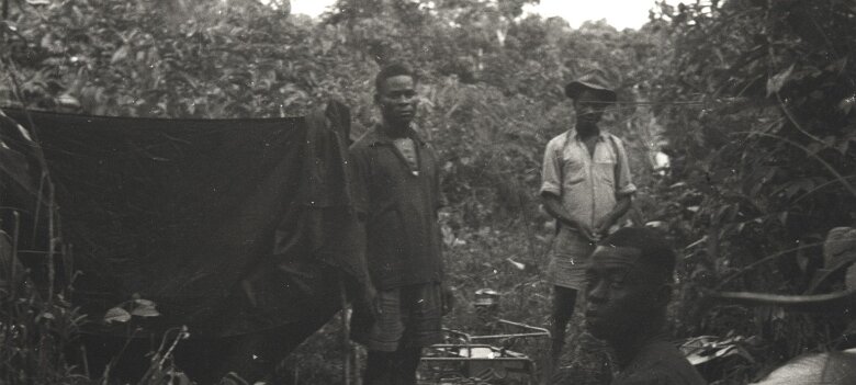 ${folderTitle} 19: Gabon 1952; l'équipe d'André Cortiez ${