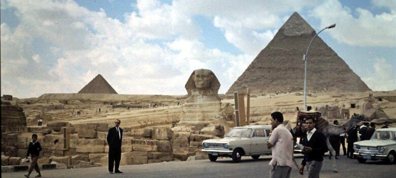 ${folderTitle} 1968 Cairo, Egypte ${