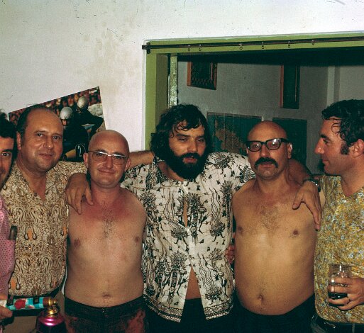 1970-1971: Indonésie, tonsure