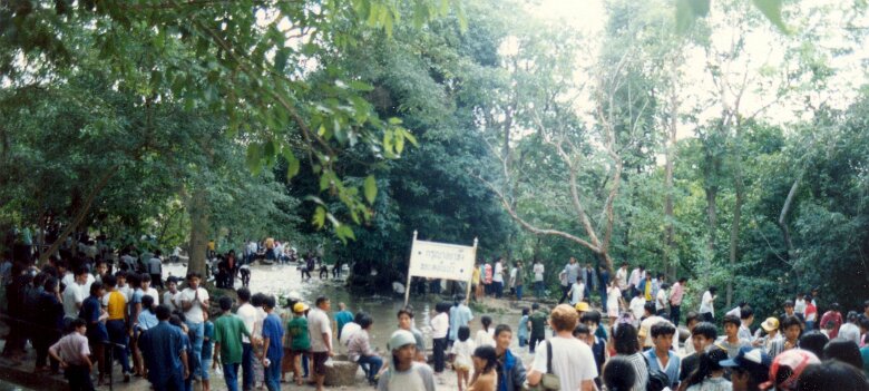 1989: Thaïlande par Gérard Gadaud 1989, 1ère mission vibro CGG en Thaïlande; Songkram ${