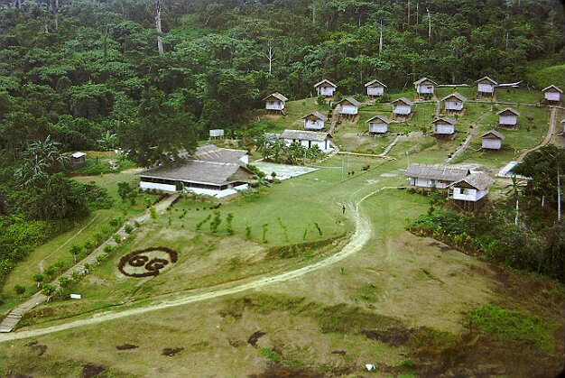1973-1974 Indonésie Iryan-Jaya par Pierre Lauro