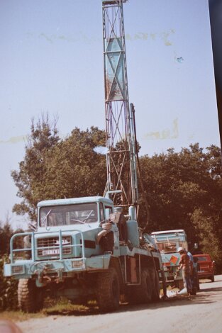 1985: Hautes-Pyrénées France par Peter Aslett This was just after Cefoga and I was still a stagiaire. Party chief on that crew was Couchariere, Chef Computeur was...