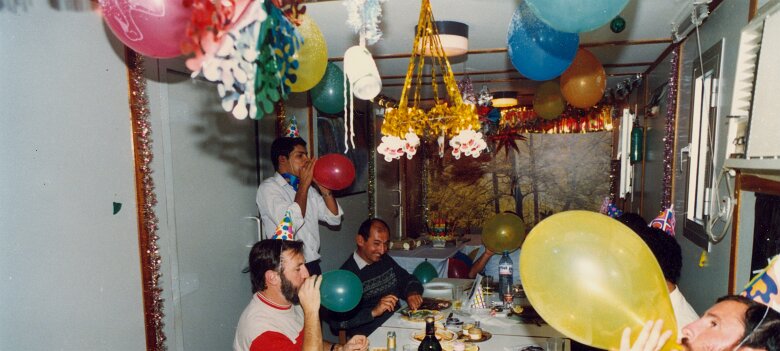1989: Oman par Jacques Bernaux, Gérard Gadaud Oman, Noël 1989 (photo ?) ${
