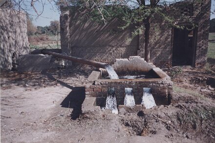1996: Pakistan par Christian Madillac Pakistan, mission 213.34.55 ${