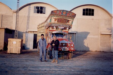 1996: Pakistan par Christian Madillac Pakistan, mission 213.34.55 ${