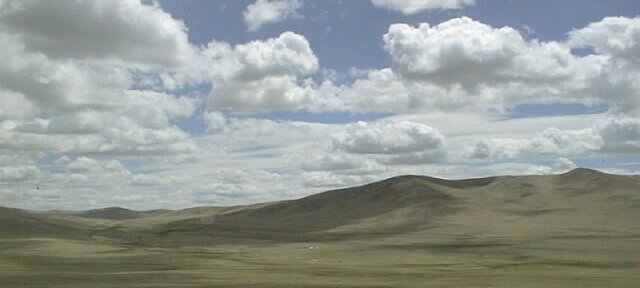 1998-1999: Mongolie par Alain Jamet et Christian Madillac Juin 1998, Mongolie région Zunbayan; Désert ${