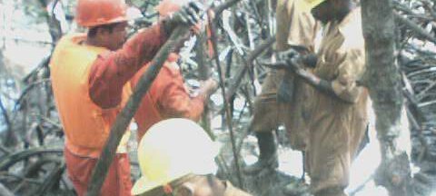 Photos Indonesie - Irian Jaya/Job training/Drilling Job Training - ${label} ${