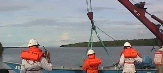 Photos Indonesie - Irian Jaya/MOB drill Pantai Mas - ${label} ${